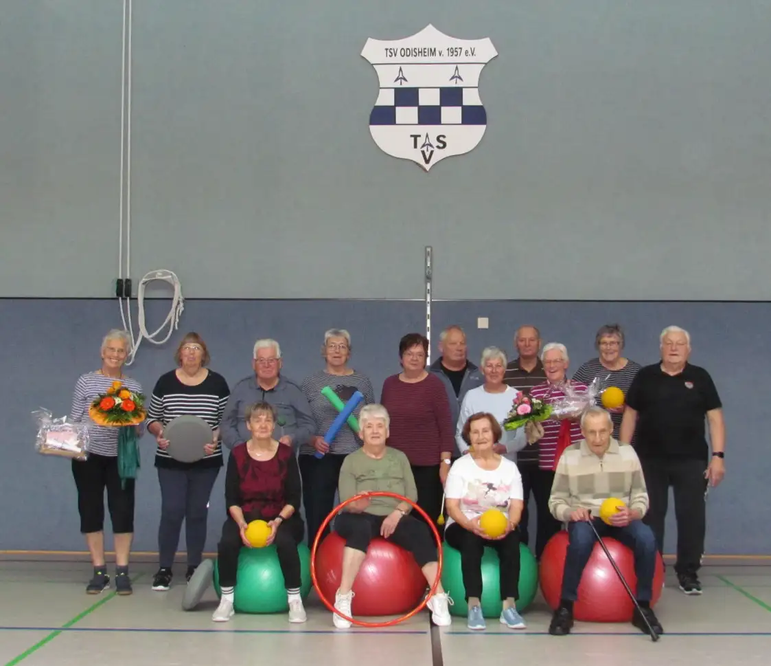 Junge_Senioren_DRK_Gymnastikgruppe_Turn_Sport_Verein_Odisheim_TSV
